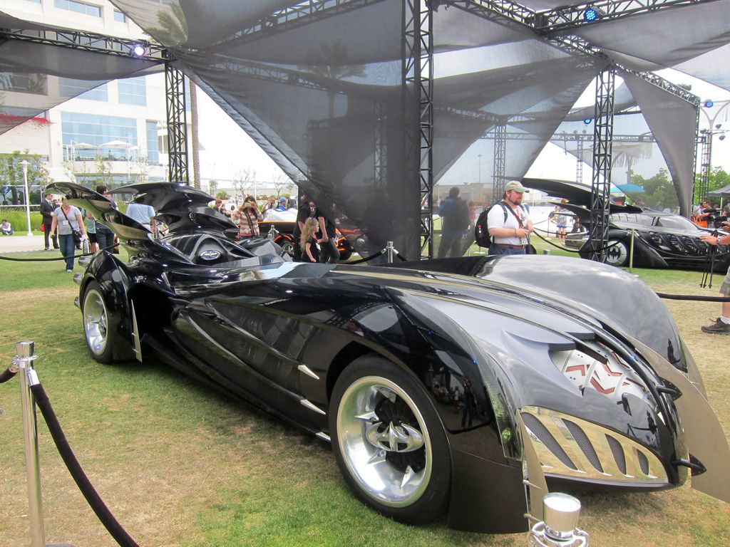 Бэтмобиль Batman and Robin
