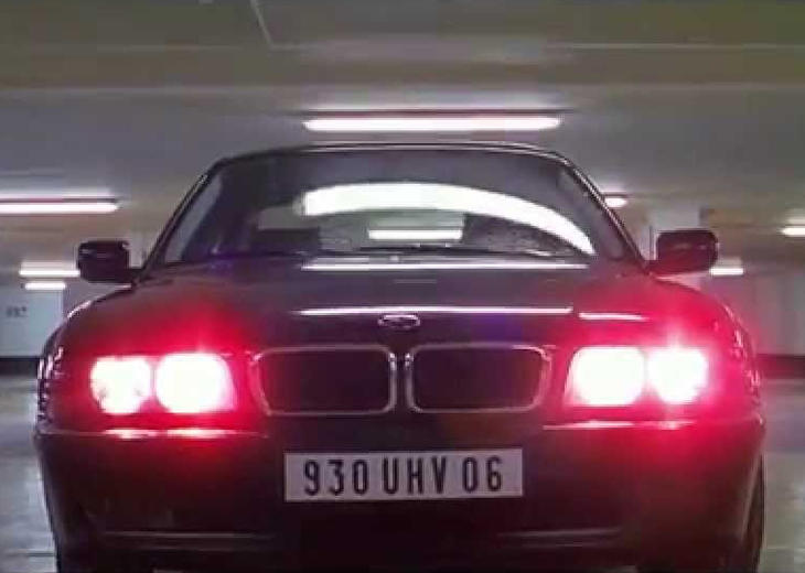 BMW 735 (1999) 